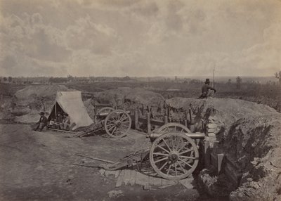 ジョージア州アトランタの前にある反乱軍の作品、No. 4、1864。 作： George N. Barnard
