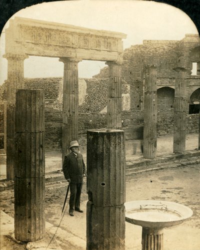 三角フォーラム、ポンペイ遺跡、イタリア、c1909。 作： George Rose