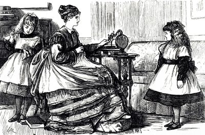 ミシンを使う若い母親の姿を描いた漫画。絵を描いたのは、フランス系イギリス人の漫画家・作家のジョージ・デュ・モーリア（1834-1896）。 作： George du Maurier