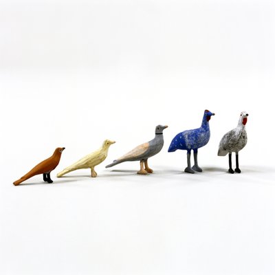 ノアの箱舟に乗った5羽の鳥 1840年頃（木製塗装 作： German School