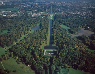 バロック芸術。ニンフェンブルク公園の航空写真 17世紀、ドイツ・ミュンヘン 作： German School