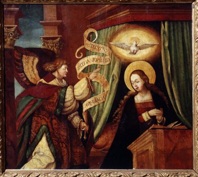受胎告知（受胎告知）。 大天使ガブリエルはラテン語でメッセージを伝えます: ""Ave gratia plena Dominus tecum"" (雹、恵みに満ちたおお、主はあなたと共におられる) (アヴェ・マリアの始まり)。 ドイツの巨匠による絵画（16世紀）。 油 作： German School