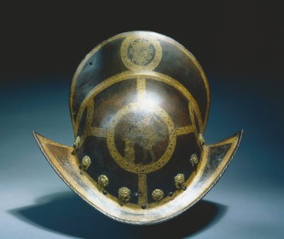 サクソニーのクリスティアン1世の州防衛軍のモリオン、ニュルンベルク、c.1580-91（エッチングおよび金メッキされたラセット鋼） 作： German School