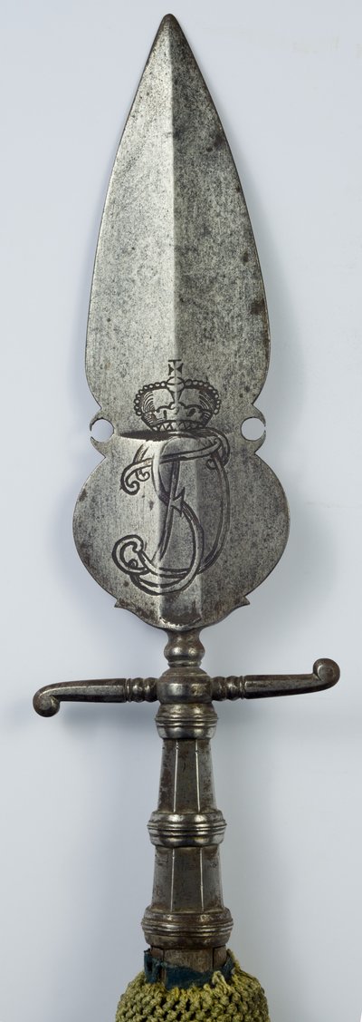Spontoon、c.1725-50（鉄、木、織物） 作： German School
