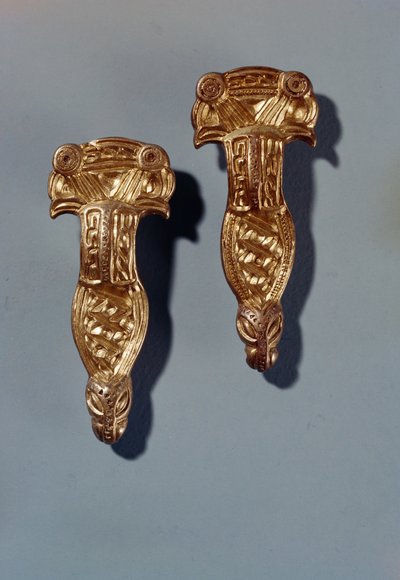 Thueringer Fibulas with Birds Heads、ストーセン、C06th前半（ゴールド） 作： German School