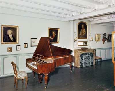 ルートヴィヒヴァンベートーベン（1770-1827）が所有するグランドピアノのある部屋の表示 作： German School