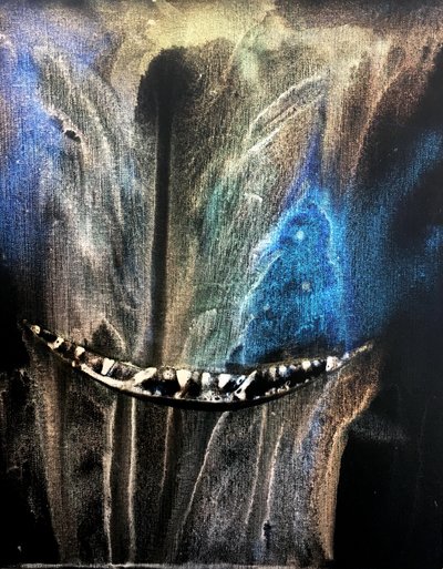  作： 