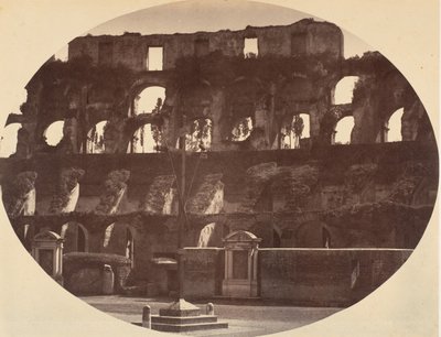 コロッセオの内部、1850 年代。 作： Giambattista Altadonna