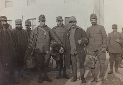 アルバム「Pictures of War II」。イタリア・ゴリツィア、グラディスカ・サグラードのイタリア兵（モノクロ写真 作： Gigliucci Gigliucci