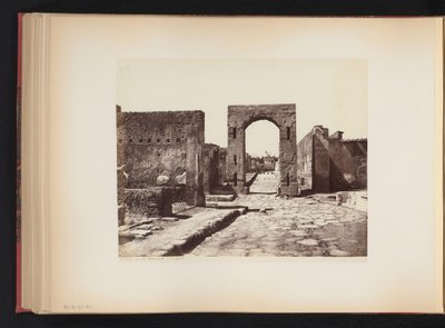 ポンペイ、イタリアの Strada Mercurio のビュー ストラーダ・マーキュリオ。 (ポンペイ) (オブジェクトのタイトル) 作： Giorgio Sommer (attributed to)