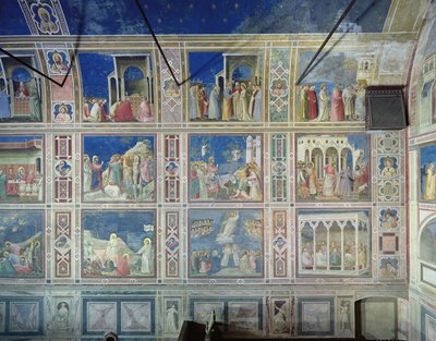 聖母の生涯とキリストの生涯、c.1305の場面を描いた北の壁の眺め 作： Giotto di Bondone