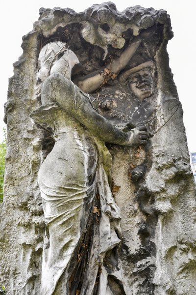Saint Vincent Cemetery/Rue Lucien Gaulard/Paris XVIII/Ile de France/France 作： Phillipe de Marlier