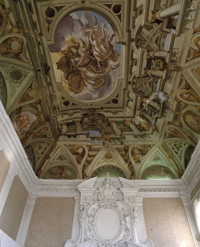 La chute de Phaeton (Phaethon) (1625) - Carloneによるだまし絵のフレスコ画 - 中世の古城のホールの天井 (1320) - Cagnes sur Mer (Cagnes-sur-Mer), Alpes Maritimes (Alpes-Maritimes) (06) 作： Giovanni Battista Carlone