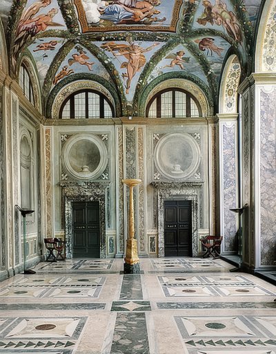 アモールとプシュケのロッジア、ヴィララファルネジーナの西側、1階。 1517年頃 作： Giovanni Francesco Penni