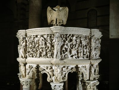 ジョヴァンニ・ピサーノ（1248-1314）が実現した椅子の上部の概要（大理石の説教壇のレリーフの詳細） 1302-1311年 ピサ大聖堂（ピサのドゥオモ）、イタリア 作： Giovanni Pisano