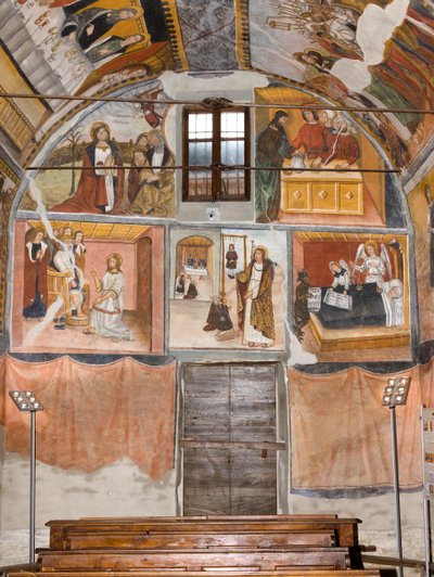キリストの受難が描かれたボトネリ礼拝堂の正面扉 作： Giovanni di Cherasco Botoneri