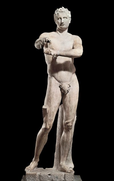 ギリシャのアンティキテ。「裸の競技者がストリガイルで肌を削る「アポキシオメネ」。リシッペのオリジナルのブロンズの後にローマのレプリカの大理石の彫刻。日 2,05 m ローマ、バチカン美術館、ピオ・クレメンティーノ美術館 作： Greco Roman Greco Roman