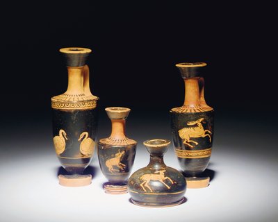 紀元前5世紀後半の屋根裏の赤像式レキュトスと紀元前5世紀のミニチュアスクワットレキュトス 作： Greek