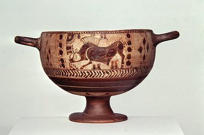 黒像のコタイル、紀元前600～500年頃（陶製）（307544、307546も参照） 作： Greek