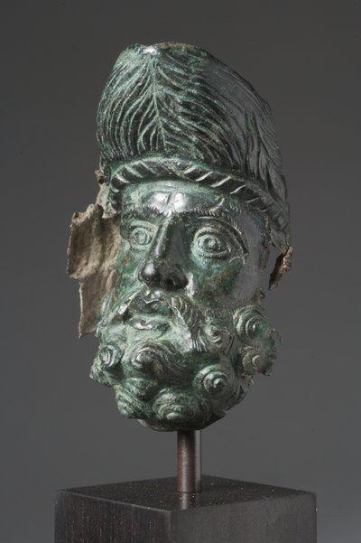 ヘラクレスの頭の形をした容器の注ぎ口（ブロンズ） 作： Greek