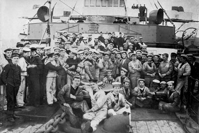 HMS Majestic、1896年のエンジンルームの評価。 作： Gregory and Co