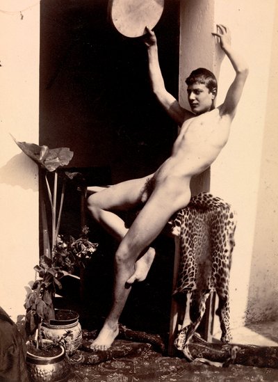 男性のヌードの肖像、1895年頃 作： Guglielmo Plüschow
