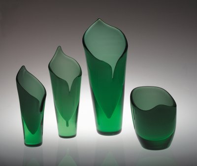 3つのカラの花瓶とボウル 作： Gunnel Nyman