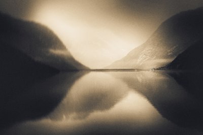  作： Gustav Davidsson