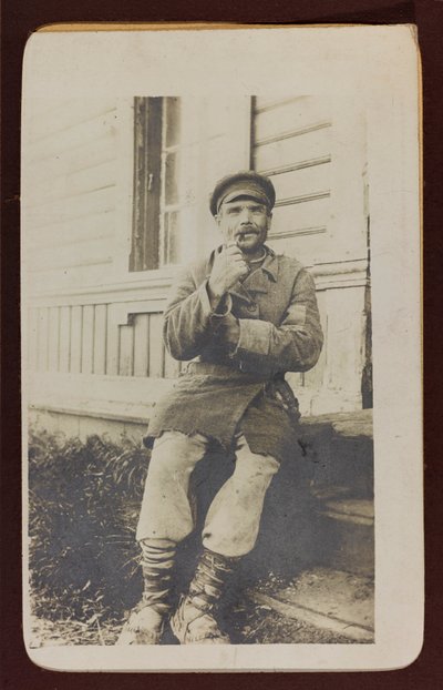 第一次世界大戦：「1914年から1916年、ドイツ軍の侵攻下にあるウクライナ」。男性の肖像（モノクロ写真 作： Heldenfriedhof Dsessentniki (attr. to)
