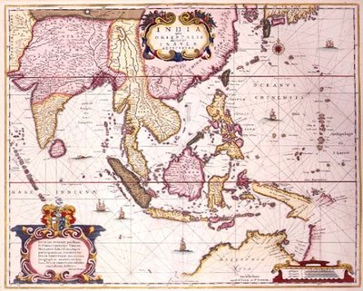 インドからインドネシア群島、フィリピンを経て日本南部、オーストラリア北部までの一般的な地図、1700年頃（彩色された彫刻版） 作： Hendrik I Hondius