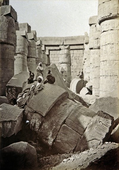カルナック神殿、1900年頃（モノクロ写真） 作： Henri Béchard
