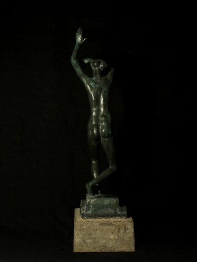 The Dancer 作： Henri Gaudier Brzeska
