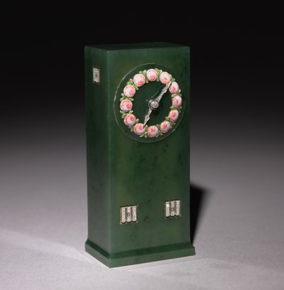 時計、ピーターカールファベルジェ（1846-1920）の会社、1903年以降（翡翠、金、エナメル、ダイヤモンド） 作： Henrik Wigstrom