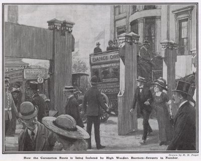 戴冠式ルートが高い木製の障壁によってどのように分離されているか 作： Henry Marriott Paget