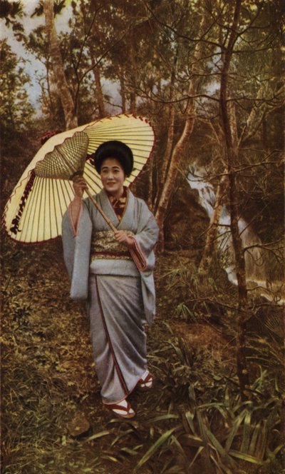 森の中のシャワー（写真 作： Herbert Ponting