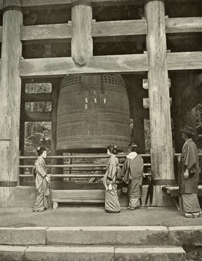 知恩院の大鐘、1910年。 作： Herbert Ponting