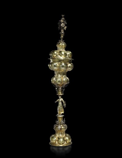 メディンゲンミネルバカップ、1650年頃（シルバー＆ヴェルメイユ） 作： Hinrich Ohmssen