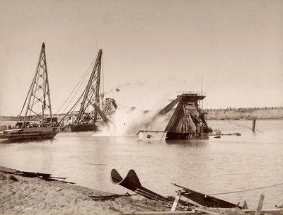運河に設置された浚渫船の爆風。 作： Hippolyte Arnoux