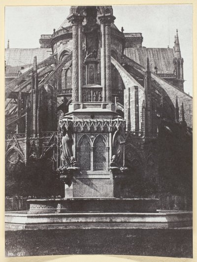 アルシュヴェーシェ広場の噴水；ノートルダム寺院の裏手 作： Hippolyte Bayard