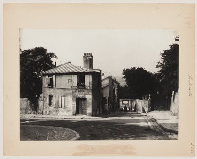 パリのモンマルトルの通り、1890年頃（写真） 作： Hippolyte Blancard