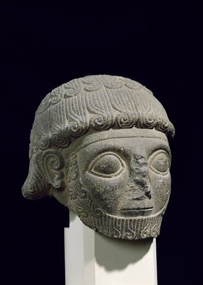 神の頭、紀元前18〜17世紀、トルコのバラク出身 作： Hittite