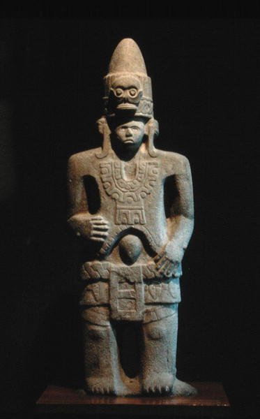 古典期以降（900-1521）の彫像（石材） 作： Huaxtec Huaxtec