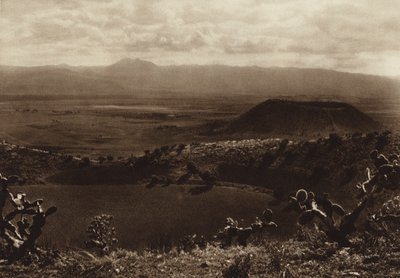メキシコ：ラ・カルデラ、首都メキシコ周辺の死火山（モノクロ写真） 作： Hugo Brehme