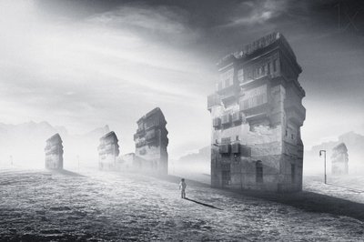 孤独な人影　古代都市 作： Hussain Buhligaha