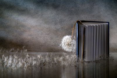  作： 