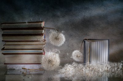  作： 