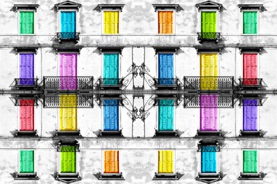 鮮やかなウィンドウファサード 作： 