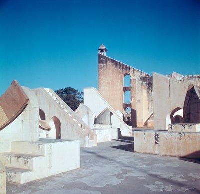1726-34年に建てられた天文台 作： Indian School