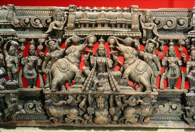 ガタラクシュミ、幸運と豊穣の女神（木） 作： Indian School