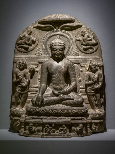 マラビジャヤ仏。インド北部、ビハール州 作： Indian School